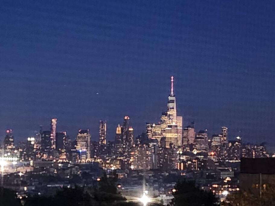 Luxurious 2 Bed ! Mins To Nyc! Apartment Union City Luaran gambar